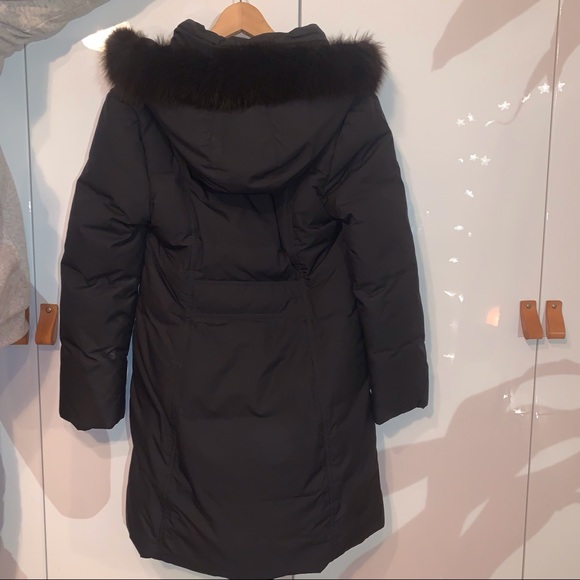 Semi-fitted fox fur trimmed black Johnny Yiu winter jacket size small - Picture 4 of 5